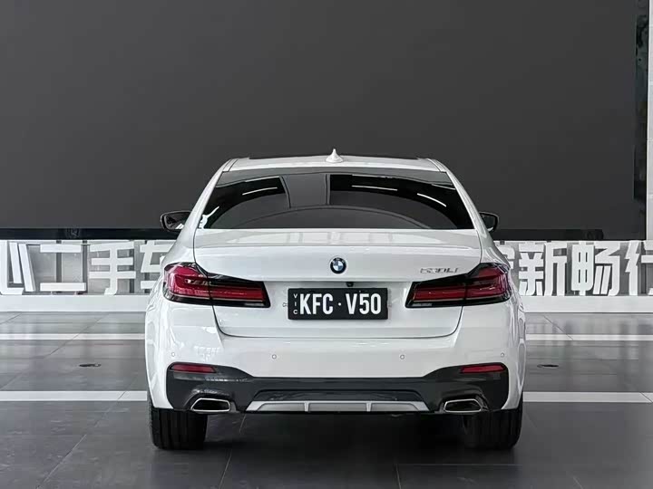 Фото 5 - BMW 5 Series