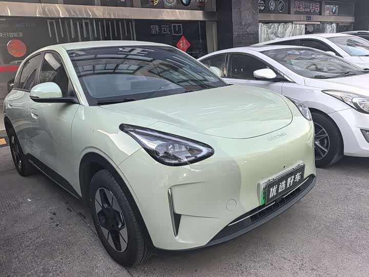 Фото 4 - Geely Galaxy Geome