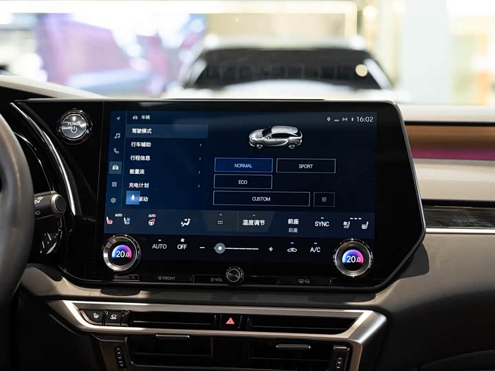 Фото 16 - Lexus RX Hybrid