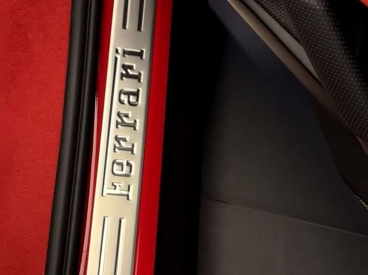 Фото 7 - Ferrari 296