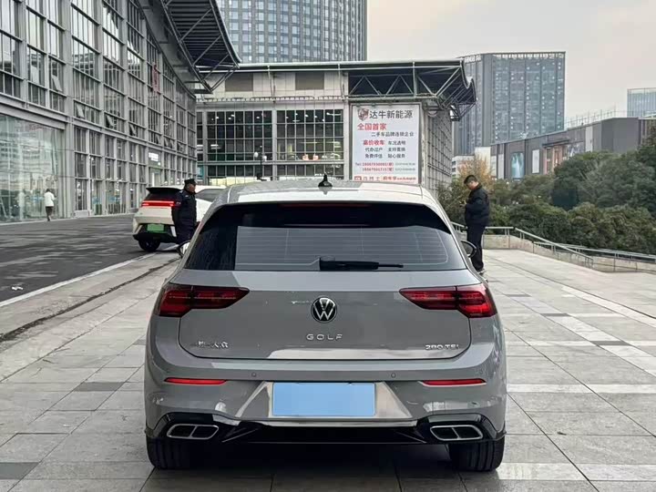 Фото 6 - Volkswagen Golf