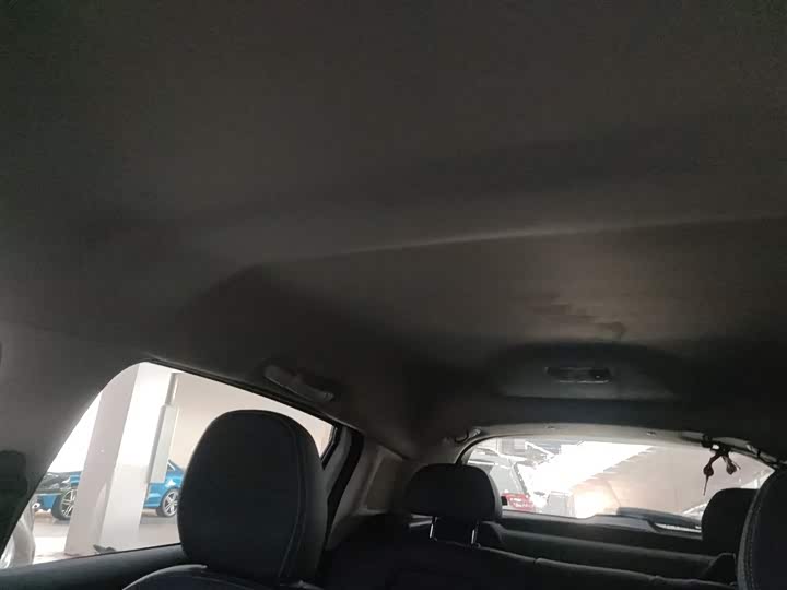 Фото 8 - Citroen C3-XR