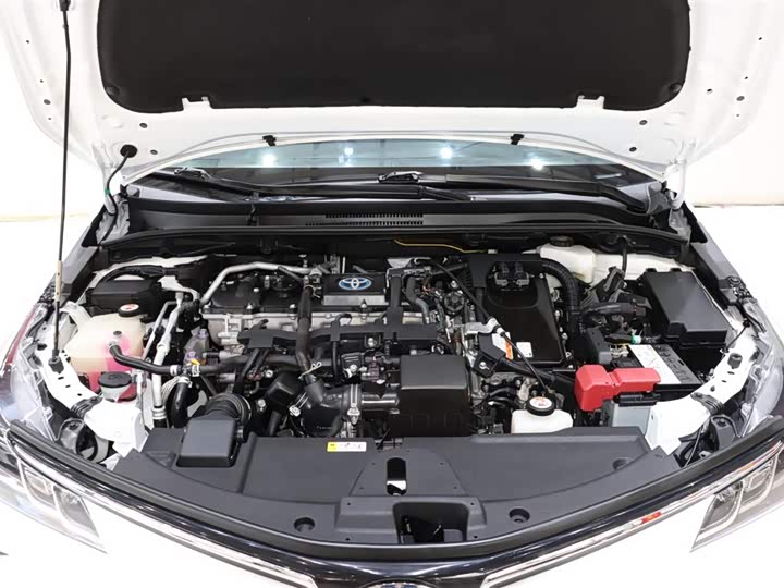 Фото 19 - Toyota Corolla