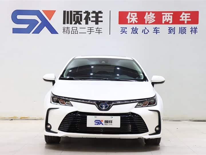 Фото 2 - Toyota Corolla