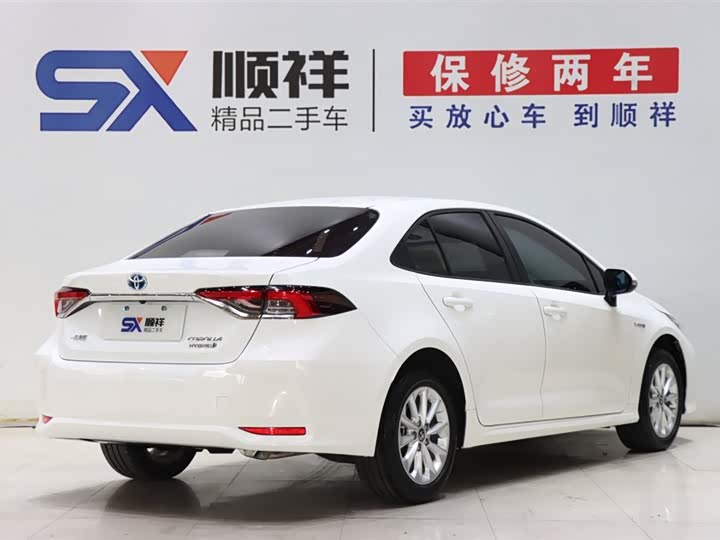 Фото 5 - Toyota Corolla