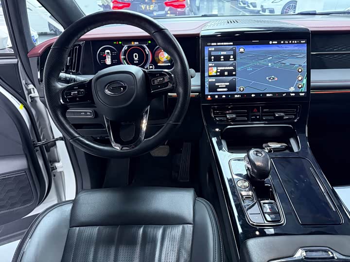 Фото 10 - GAC Trumpchi M8