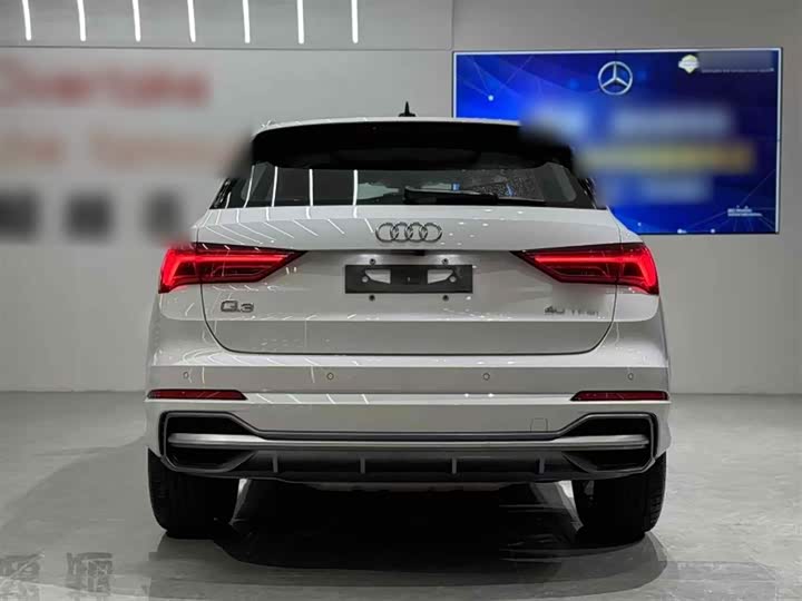 Фото 13 - Audi Q3