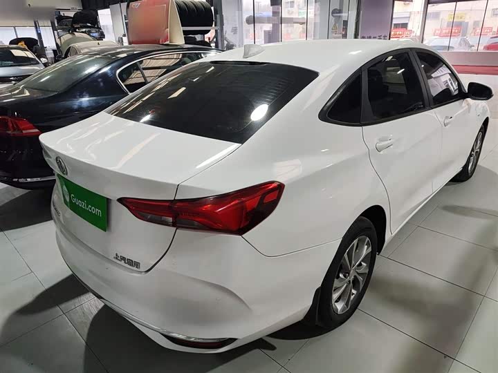 Фото 7 - Buick Verano