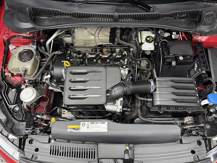 Фото 17 - Volkswagen Polo