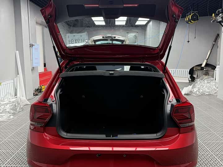 Фото 18 - Volkswagen Polo