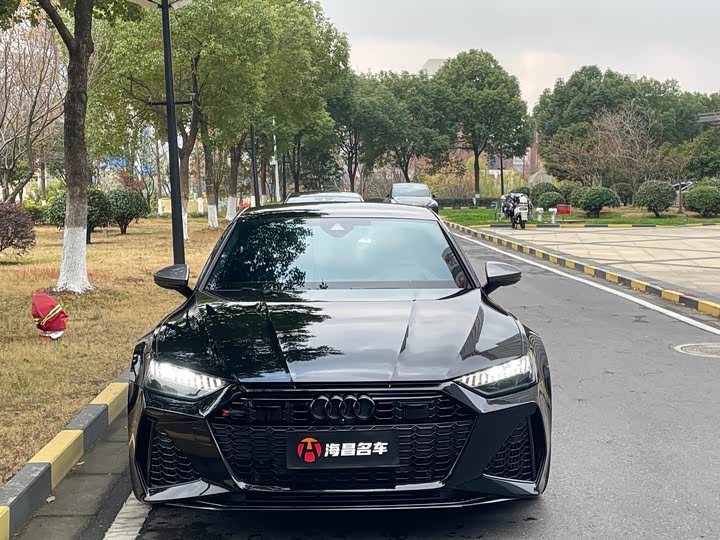 Фото 2 - Audi RS 7