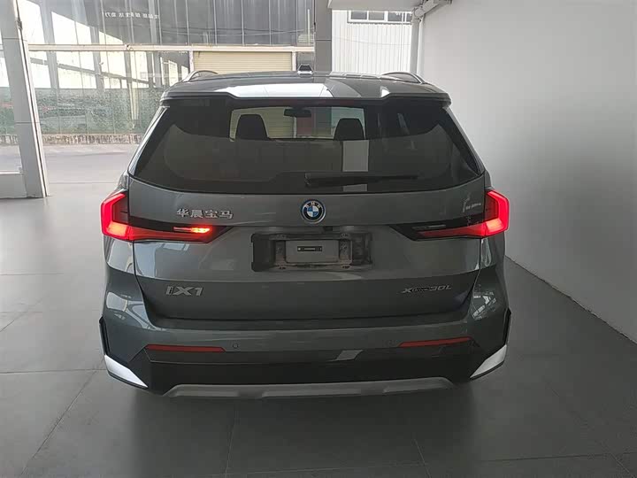 Фото 6 - BMW iX1