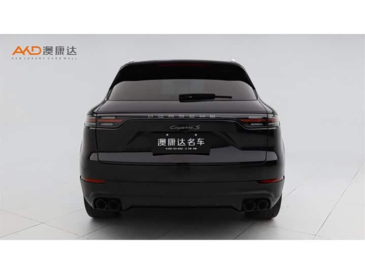 Фото 4 - Porsche Cayenne