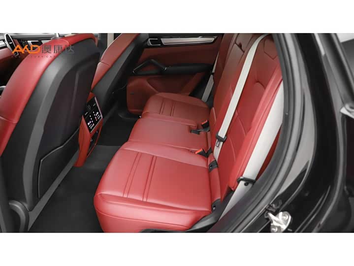 Фото 7 - Porsche Cayenne