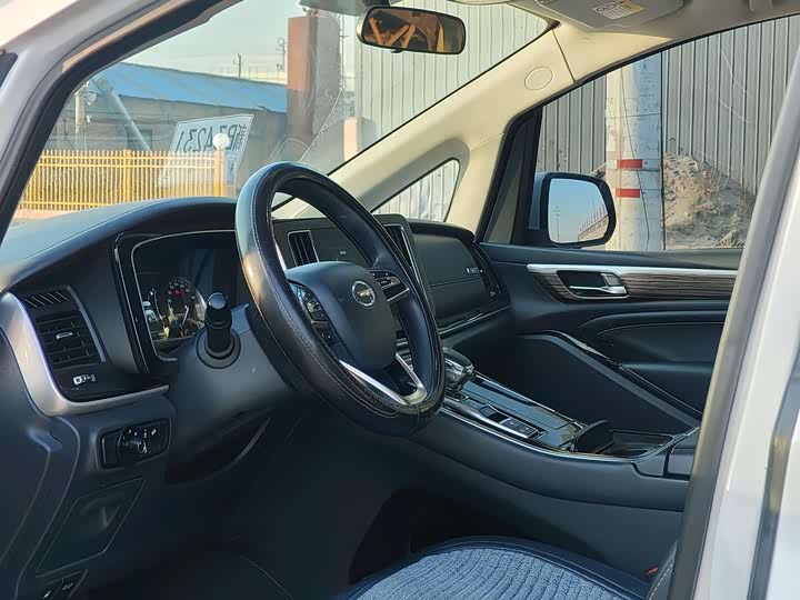 Фото 4 - GAC Trumpchi M8