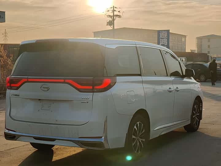 Фото 9 - GAC Trumpchi M8