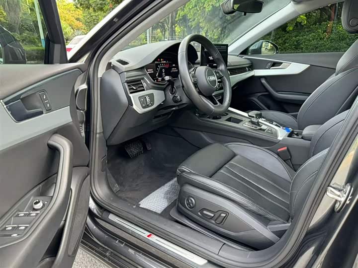 Фото 9 - Audi A4L