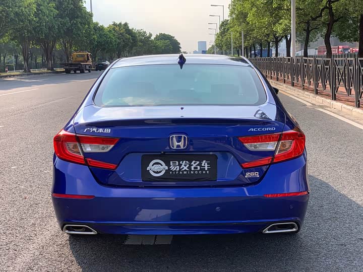 Фото 5 - Honda Accord