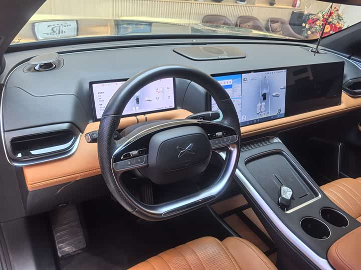 Фото 14 - XPeng G9