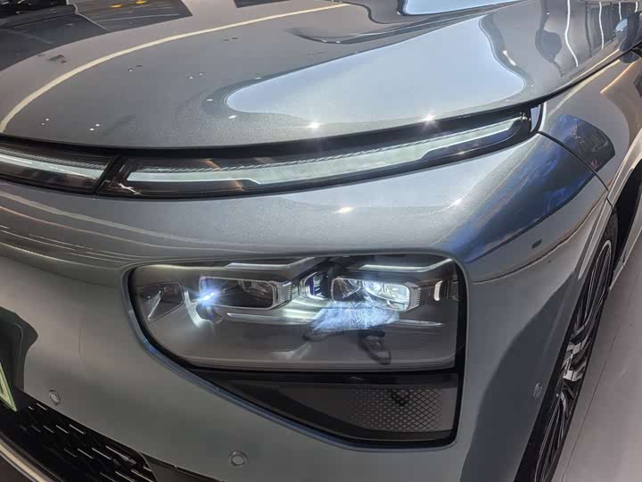 Фото 24 - XPeng G9