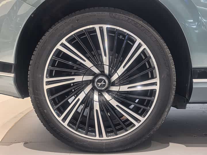 Фото 28 - XPeng G9