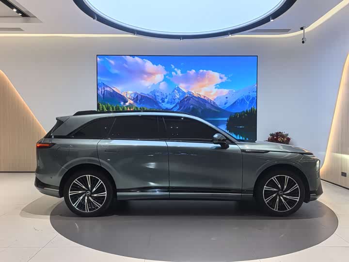 Фото 5 - XPeng G9