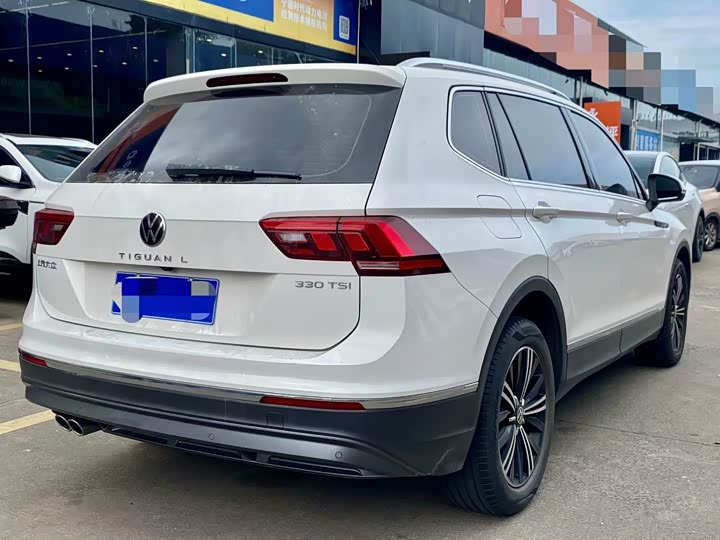 Фото 6 - Volkswagen Tiguan L Pro