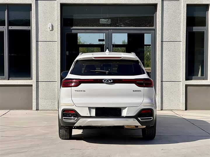 Фото 13 - Chery Tiggo 8