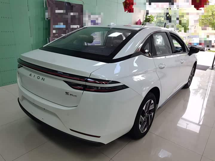 Фото 7 - GAC Aion S Plus