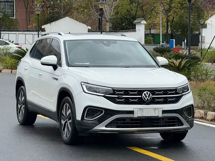 Фото 1 - Volkswagen Tayron