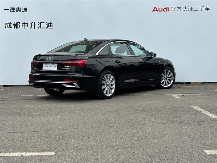 Фото 4 - Audi A6L