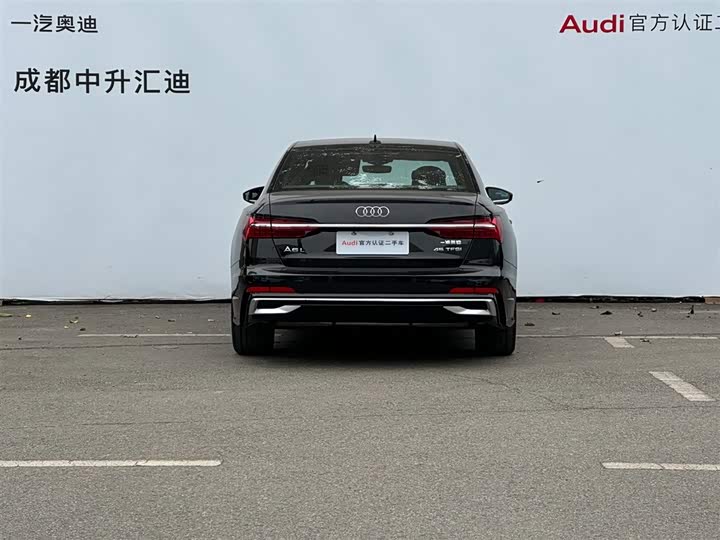 Фото 5 - Audi A6L