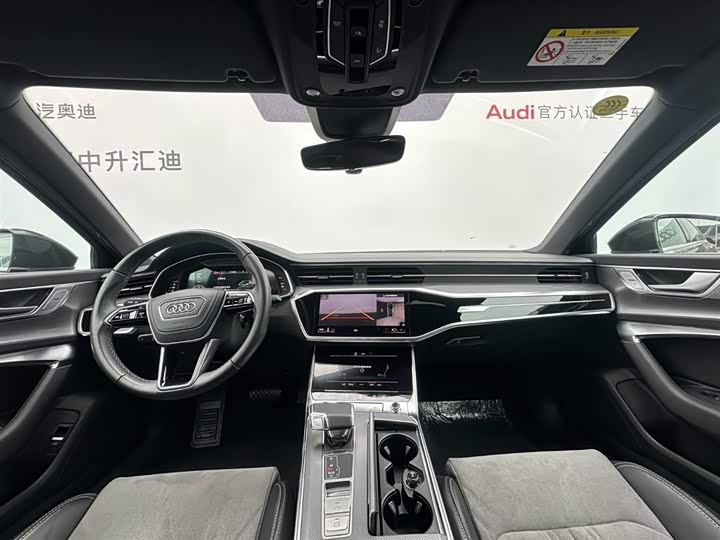 Фото 9 - Audi A6L