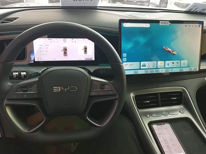 Фото 12 - BYD Sea Lion 07 DM-i Hybrid