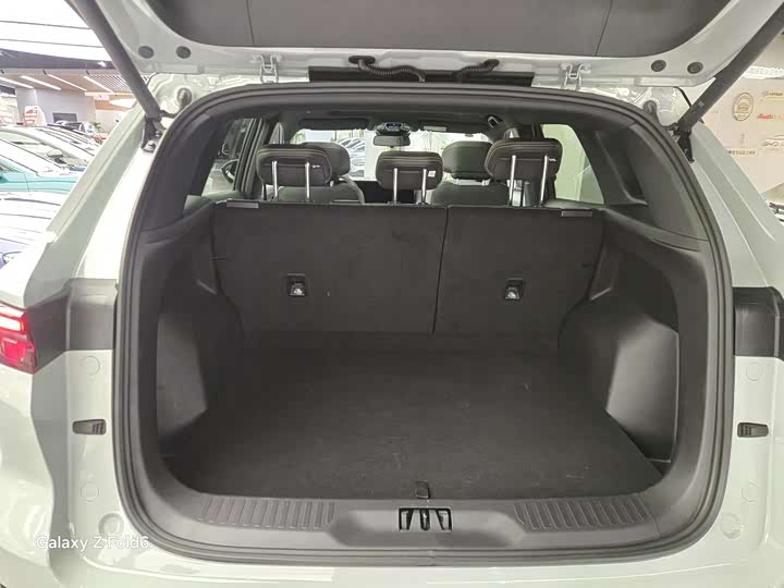 Фото 8 - Ford Equator Sport Hybrid