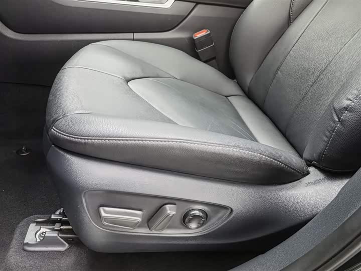 Фото 20 - Toyota Highlander