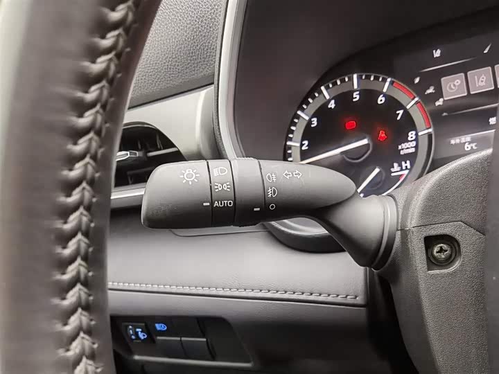 Фото 21 - Toyota Highlander