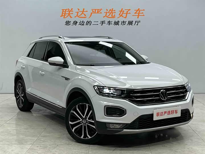 Фото 23 - Volkswagen T-Roc