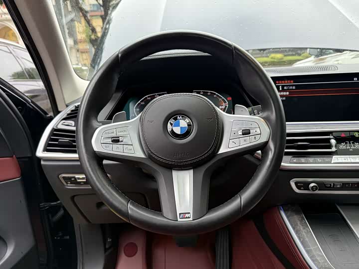 Фото 12 - BMW X5