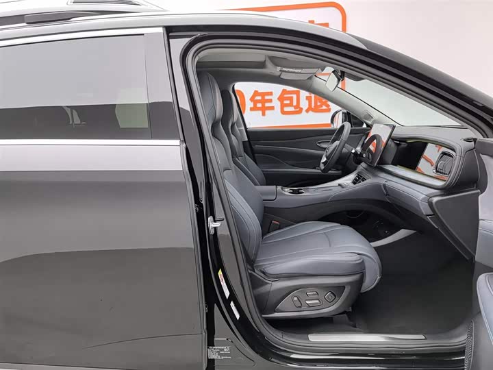 Фото 23 - BYD Sea Lion 07 DM-i Hybrid