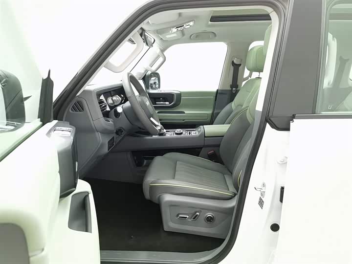 Фото 10 - BAIC Beijing BJ40 Hybrid