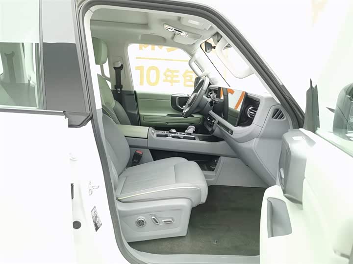 Фото 23 - BAIC Beijing BJ40 Hybrid