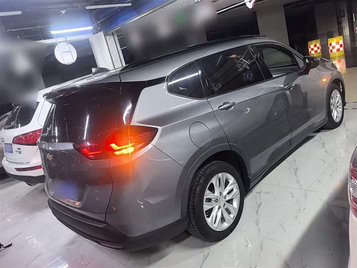 Фото 7 - Chevrolet Orlando