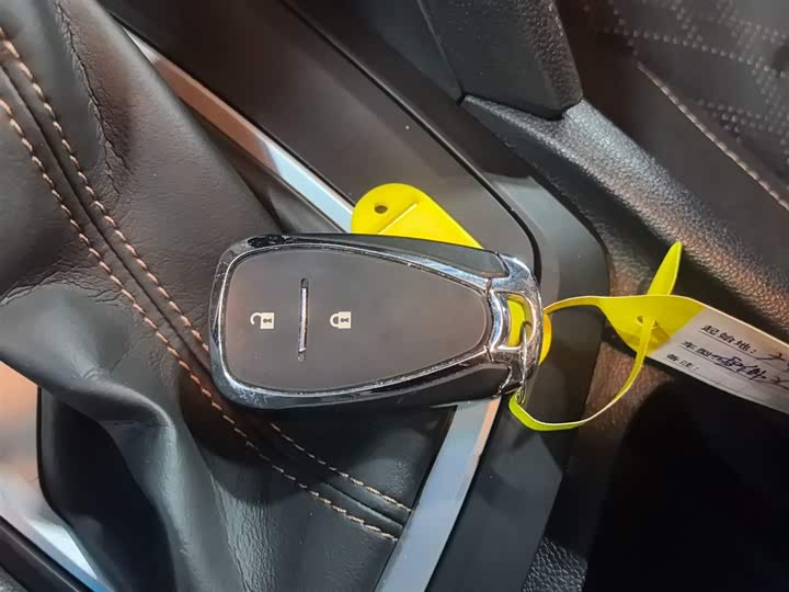 Фото 9 - Chevrolet Orlando