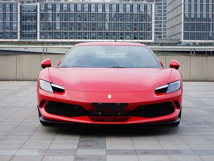 Фото 2 - Ferrari 296