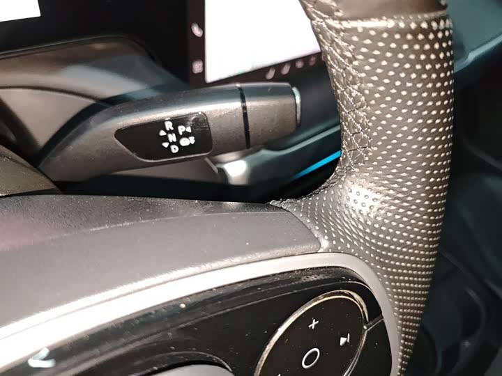 Фото 14 - XPeng P7