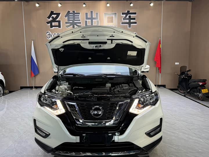 Фото 12 - Nissan X-Trail