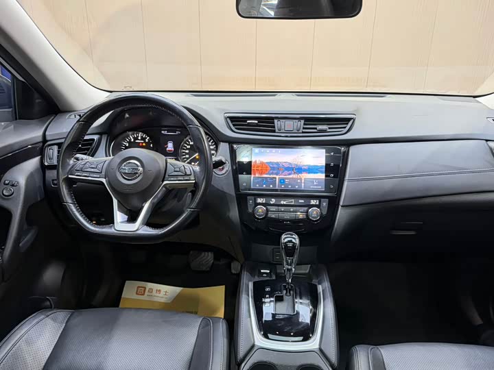 Фото 8 - Nissan X-Trail