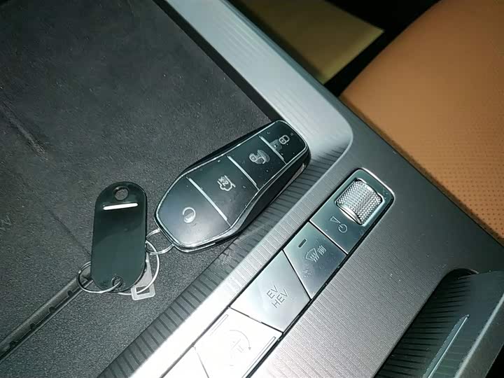 Фото 9 - BYD Han L