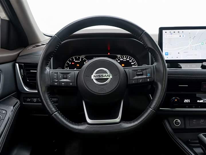 Фото 11 - Nissan X-Trail